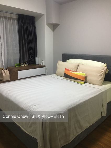 Waterfront Gold (D16), Condominium #178066362